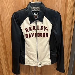 Harley Davidson ladies small leather riding jacket